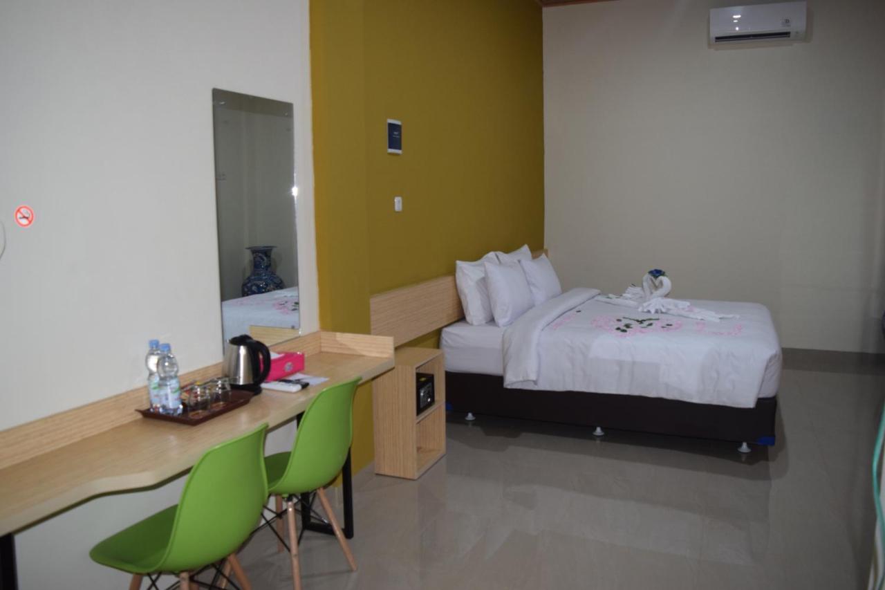 Hotel Sriwijaya 99 ปาเลมบัง ภายนอก รูปภาพ