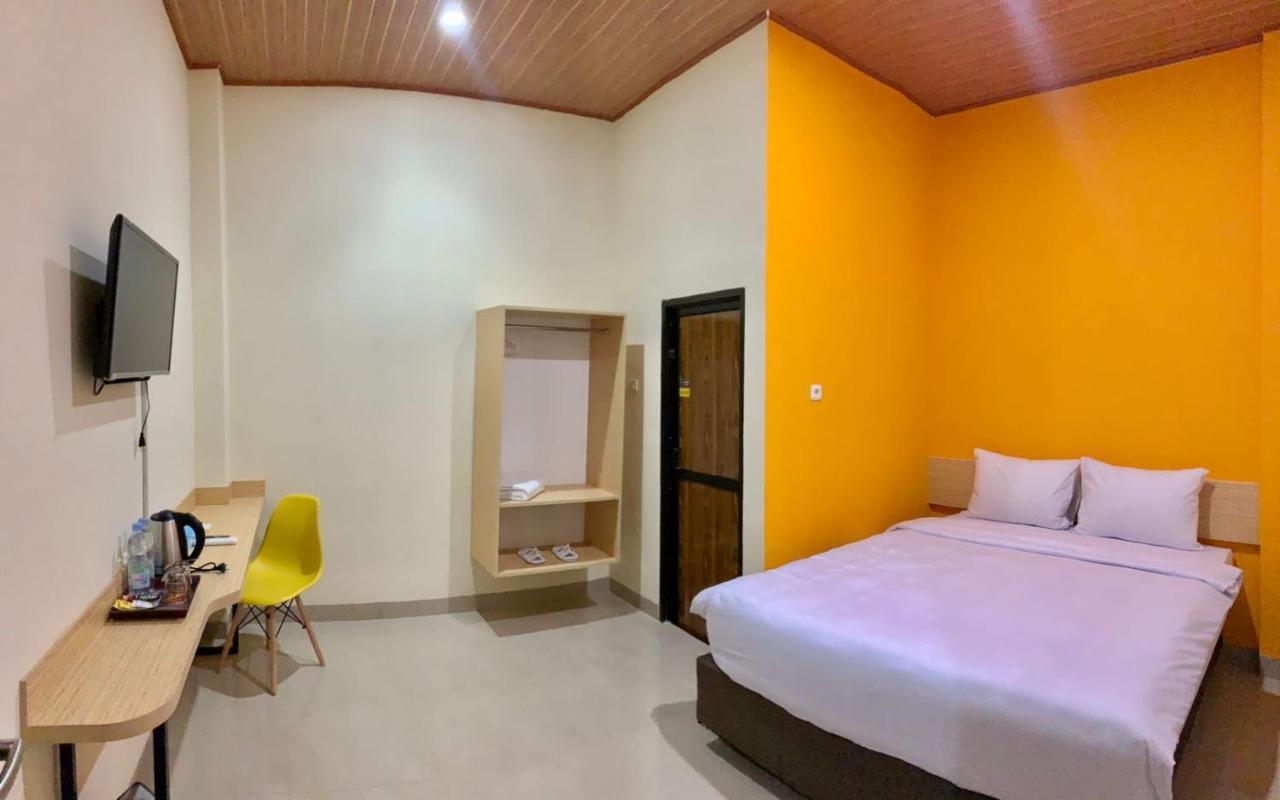 Hotel Sriwijaya 99 ปาเลมบัง ภายนอก รูปภาพ