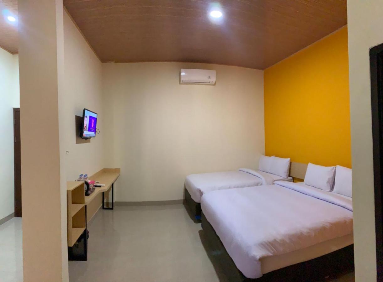 Hotel Sriwijaya 99 ปาเลมบัง ภายนอก รูปภาพ